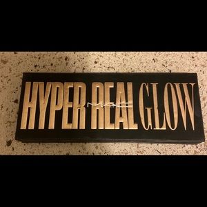 Mac hyper real glow highlight palette